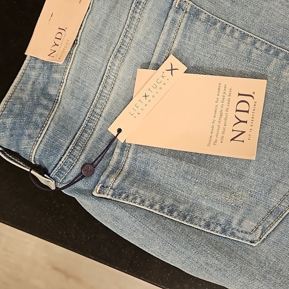 💕NYDJ💕 Barbara Bootcut Jeans ~ Solstice Wash 12 NWT - Picture 10 of 12